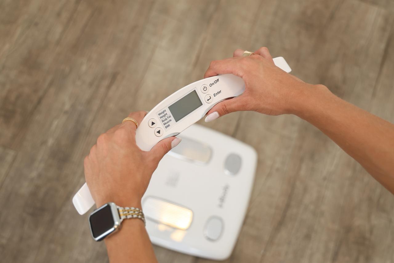 Equipamento de bioimpedância utilizado na avaliação